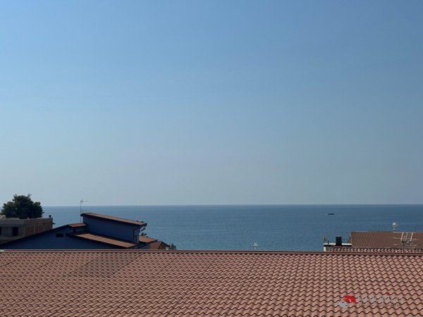 casa indipendente in vendita a Palizzi