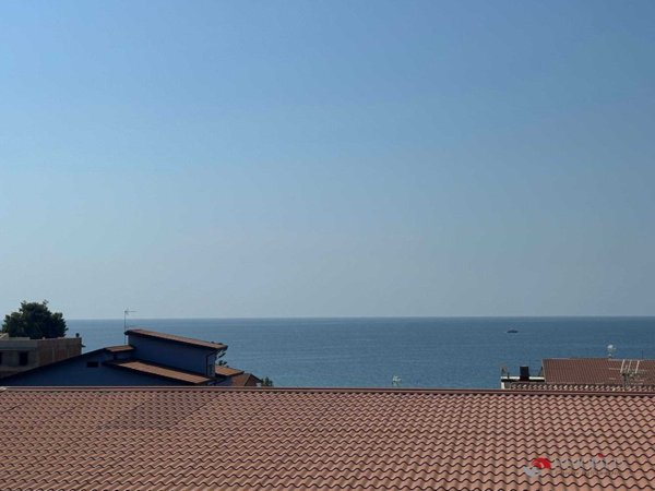 casa indipendente in vendita a Palizzi