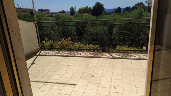 appartamento in vendita a Palizzi in zona Palizzi Marina