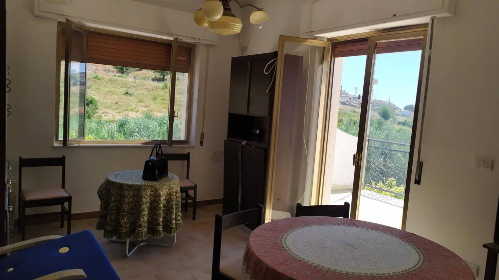 appartamento in vendita a Palizzi in zona Palizzi Marina