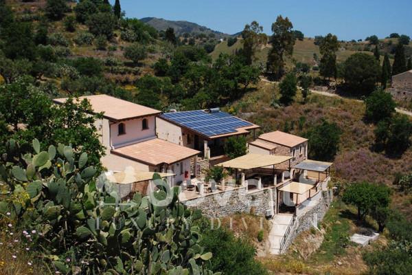 casa indipendente in vendita a Palizzi