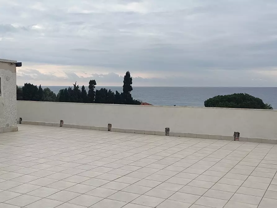 appartamento in vendita a Palizzi in zona Palizzi Marina