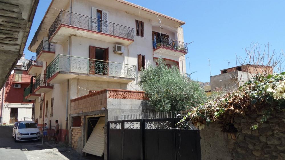 appartamento in vendita a Palizzi in zona Palizzi Marina