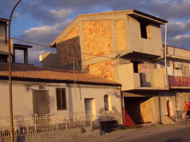 casa indipendente in vendita a Palizzi