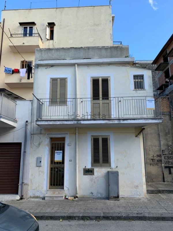 casa indipendente in vendita a Palmi