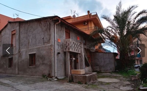 casa indipendente in vendita a Palmi