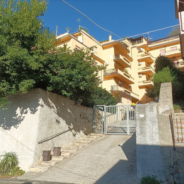 appartamento in vendita a Palmi