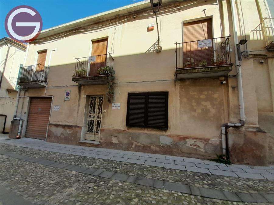 casa indipendente in vendita a Polistena