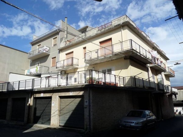 appartamento in vendita a Polistena