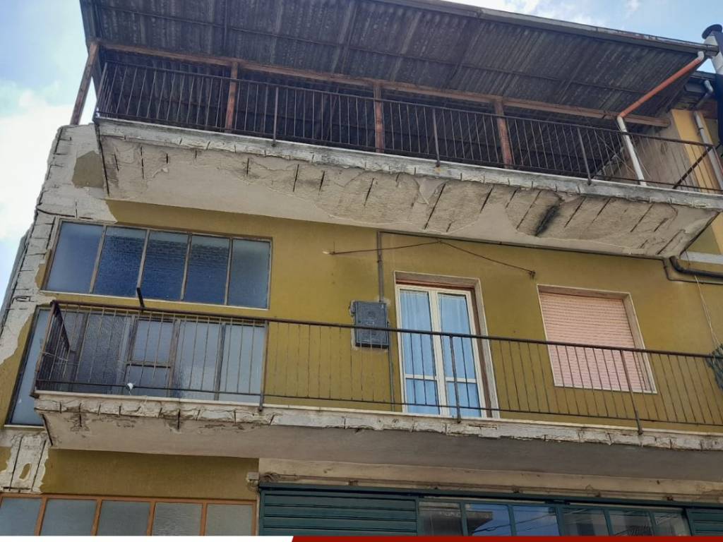 casa indipendente in vendita a Polistena