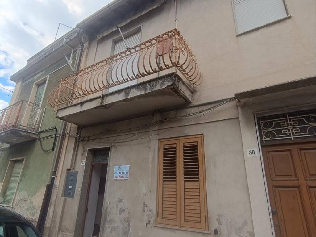 casa indipendente in vendita a Polistena