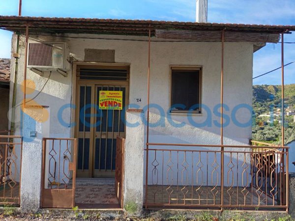 casa indipendente in vendita a Portigliola