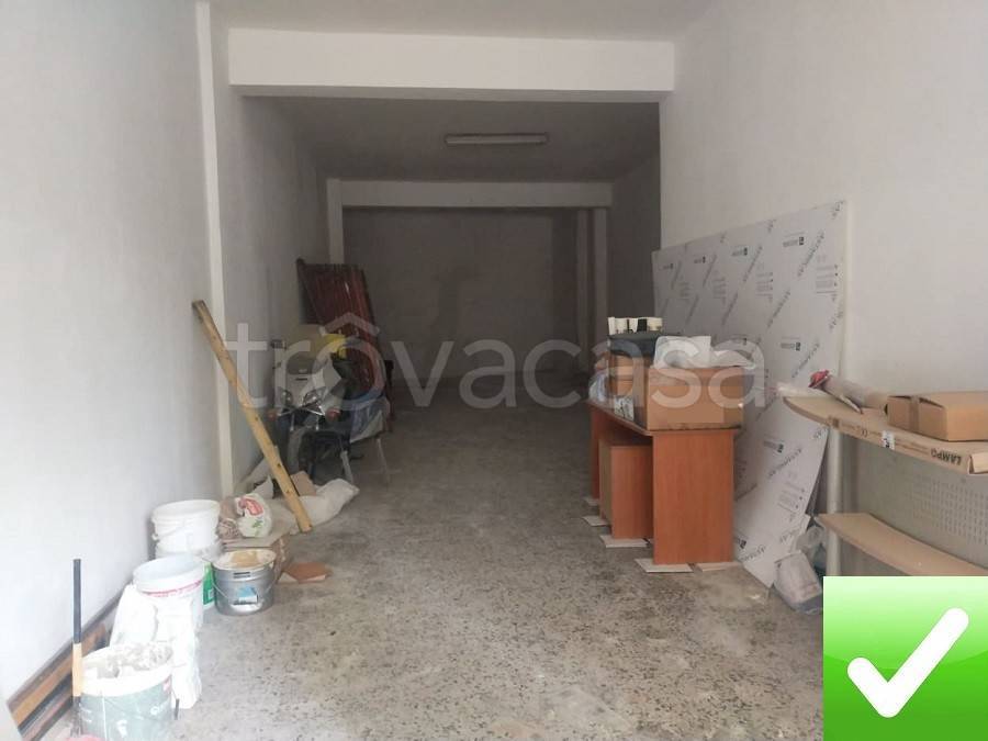 locale commerciale in vendita a Reggio di Calabria in zona Tremulini