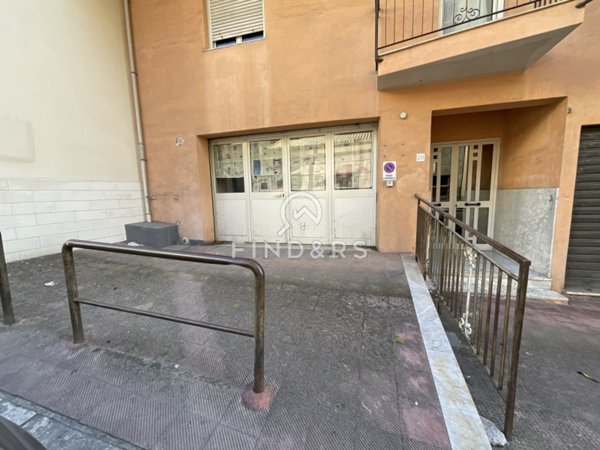 ufficio in vendita a Reggio di Calabria in zona Centro Storico