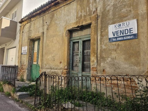 casa indipendente in vendita a Reggio di Calabria in zona Sbarre