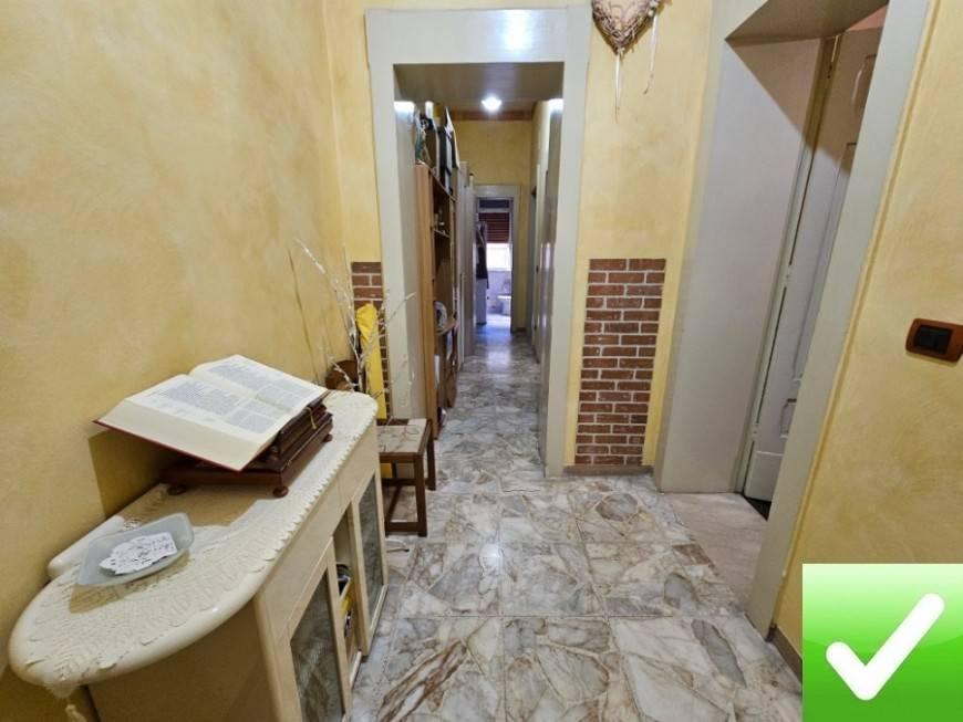 appartamento in vendita a Reggio di Calabria in zona Vito