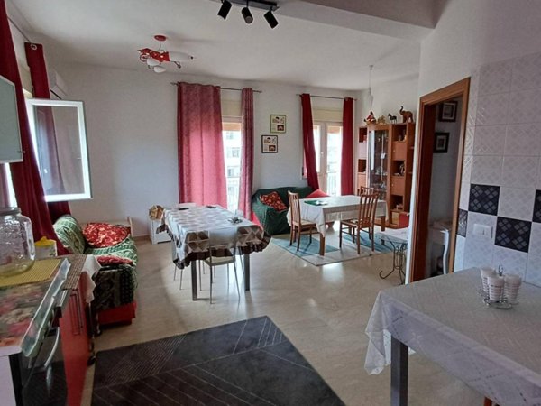 appartamento in vendita a Reggio di Calabria in zona Sbarre