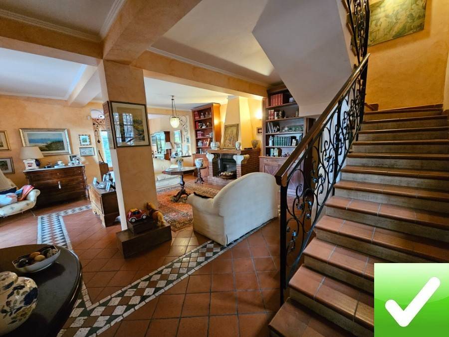 casa indipendente in vendita a Reggio di Calabria in zona Terreti