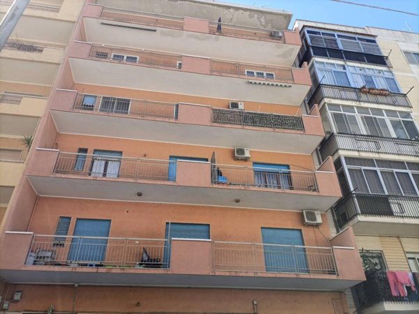 appartamento in vendita a Reggio di Calabria in zona Stadio