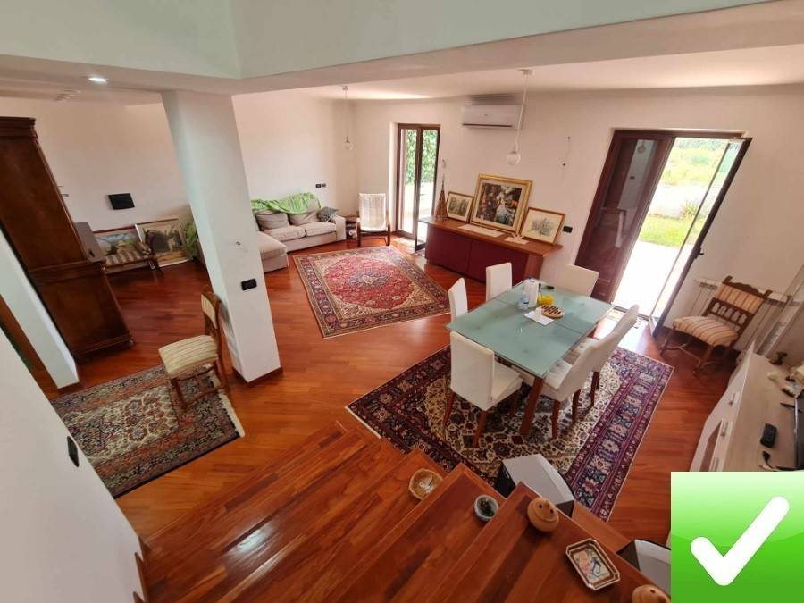 casa indipendente in vendita a Reggio di Calabria in zona Gallico Superiore