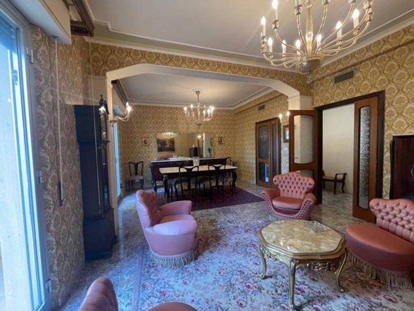 appartamento in vendita a Reggio di Calabria in zona Sbarre