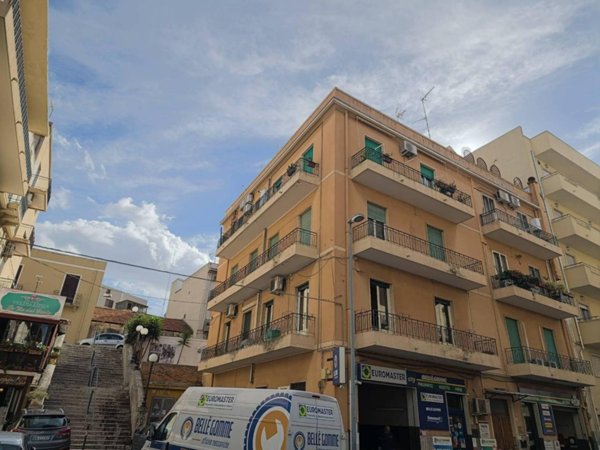 appartamento in vendita a Reggio di Calabria in zona Centro Storico