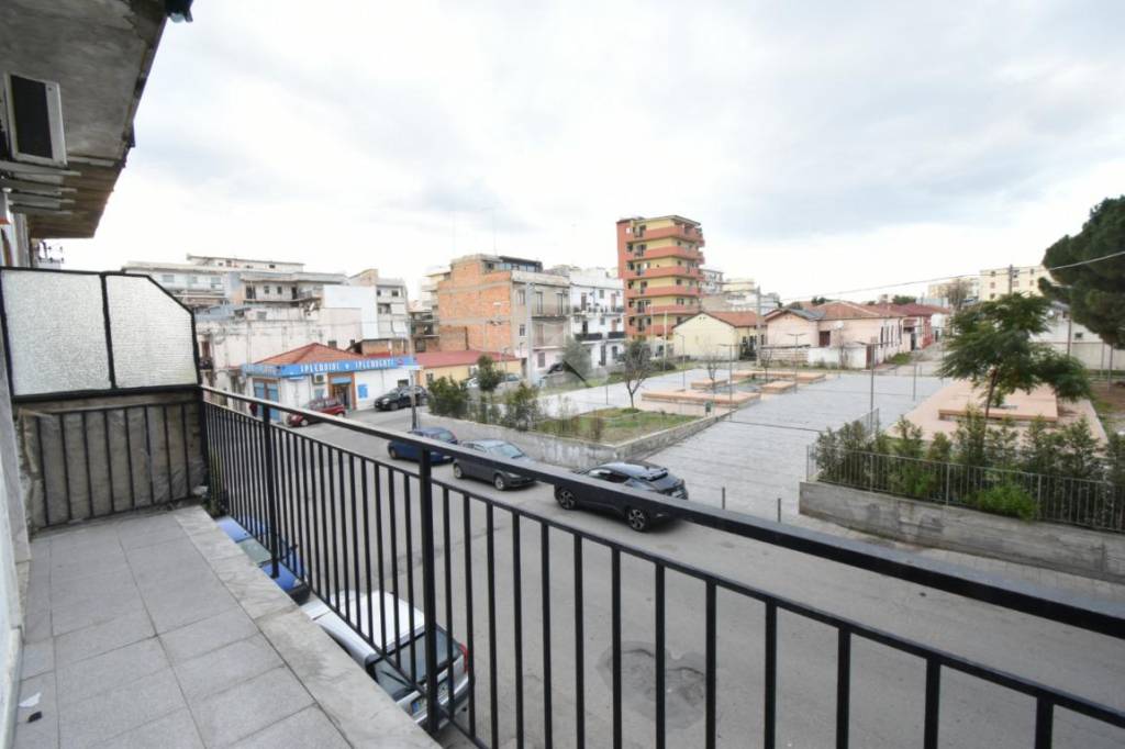 appartamento in vendita a Reggio di Calabria in zona Rione Ferrovieri