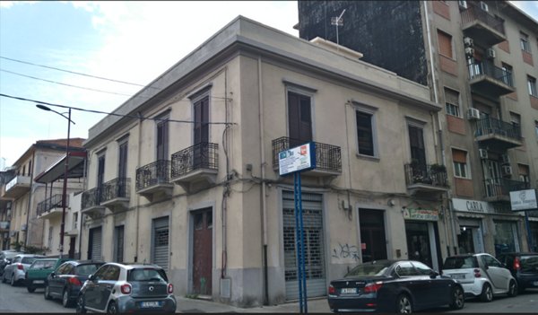 casa indipendente in vendita a Reggio di Calabria in zona Santa Caterina