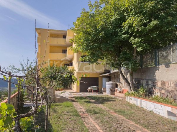 casa indipendente in vendita a Reggio di Calabria in zona Ortì