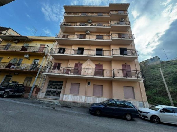 appartamento in vendita a Reggio di Calabria in zona Centro Storico