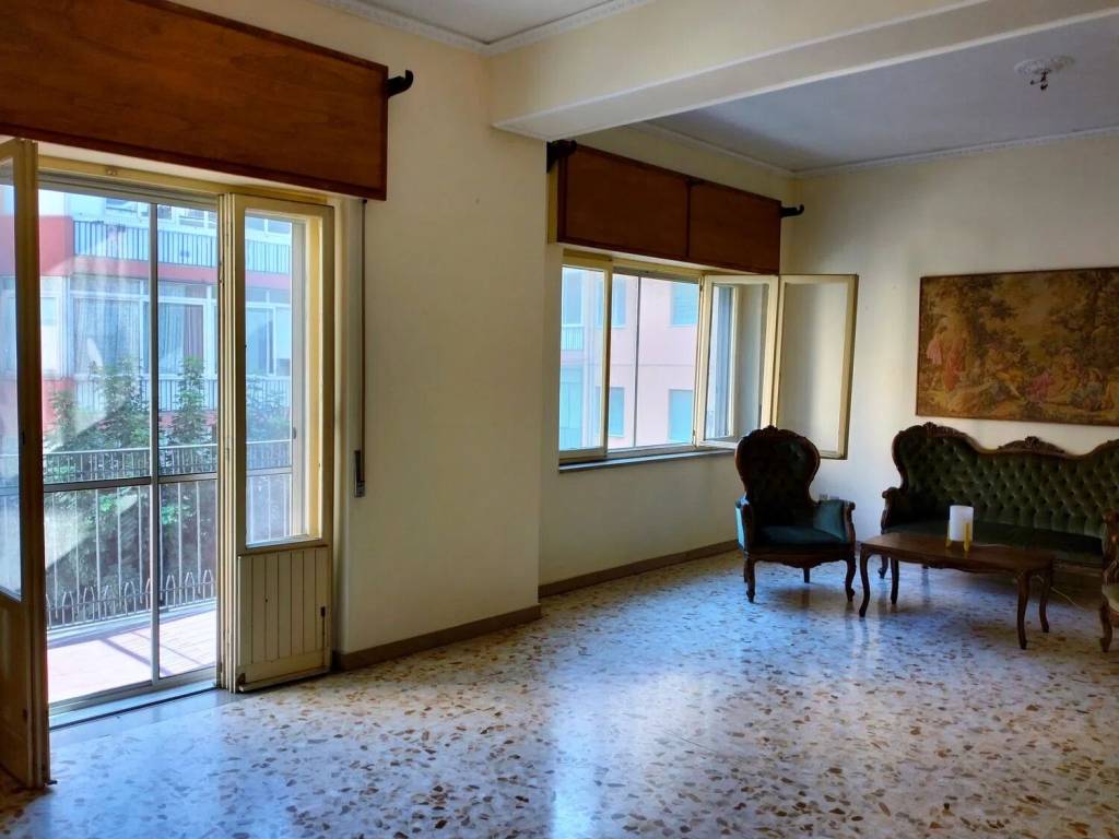 appartamento in vendita a Reggio di Calabria in zona Centro Storico