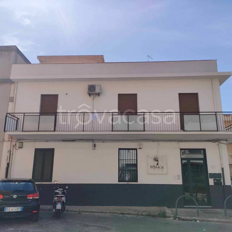 appartamento in vendita a Reggio di Calabria in zona Sbarre