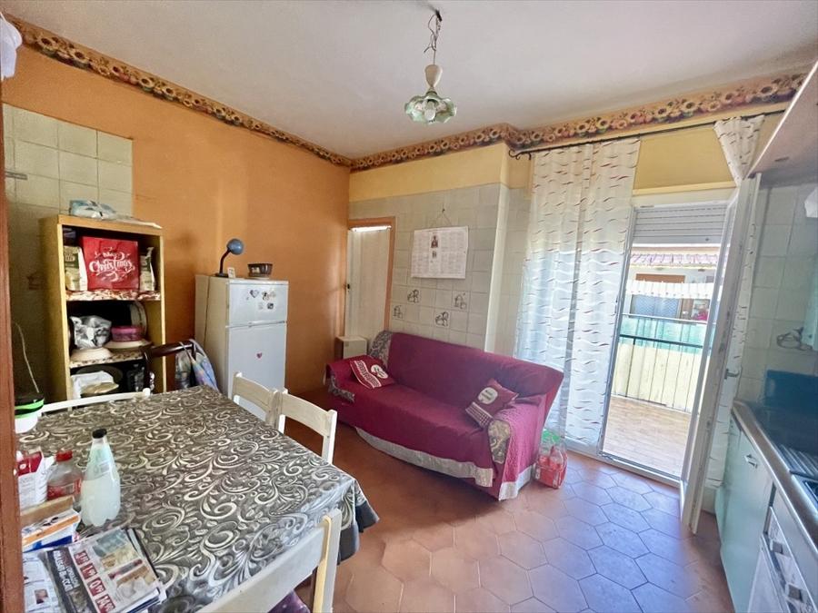 appartamento in vendita a Reggio di Calabria in zona Sbarre