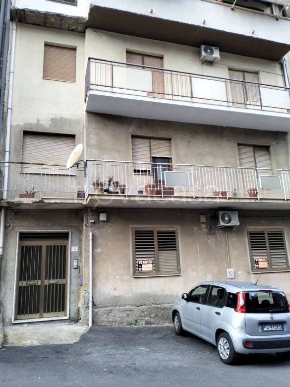 appartamento in vendita a Reggio di Calabria in zona Trabocchetto