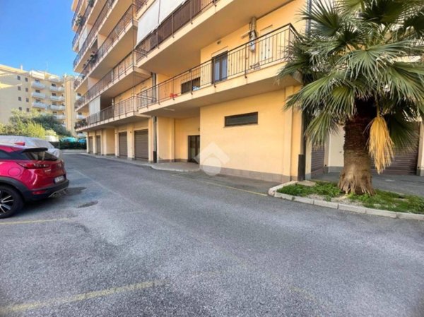 appartamento in vendita a Reggio di Calabria in zona Sbarre