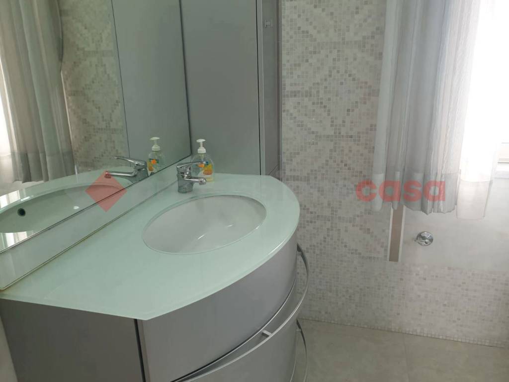 appartamento in vendita a Reggio di Calabria in zona Modena