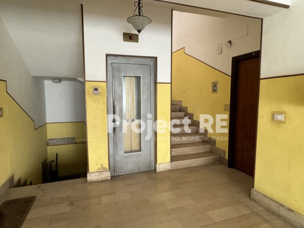 appartamento in vendita a Reggio di Calabria in zona Sbarre