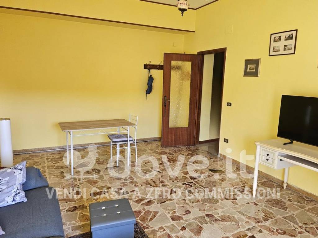 appartamento in vendita a Reggio di Calabria in zona Sbarre