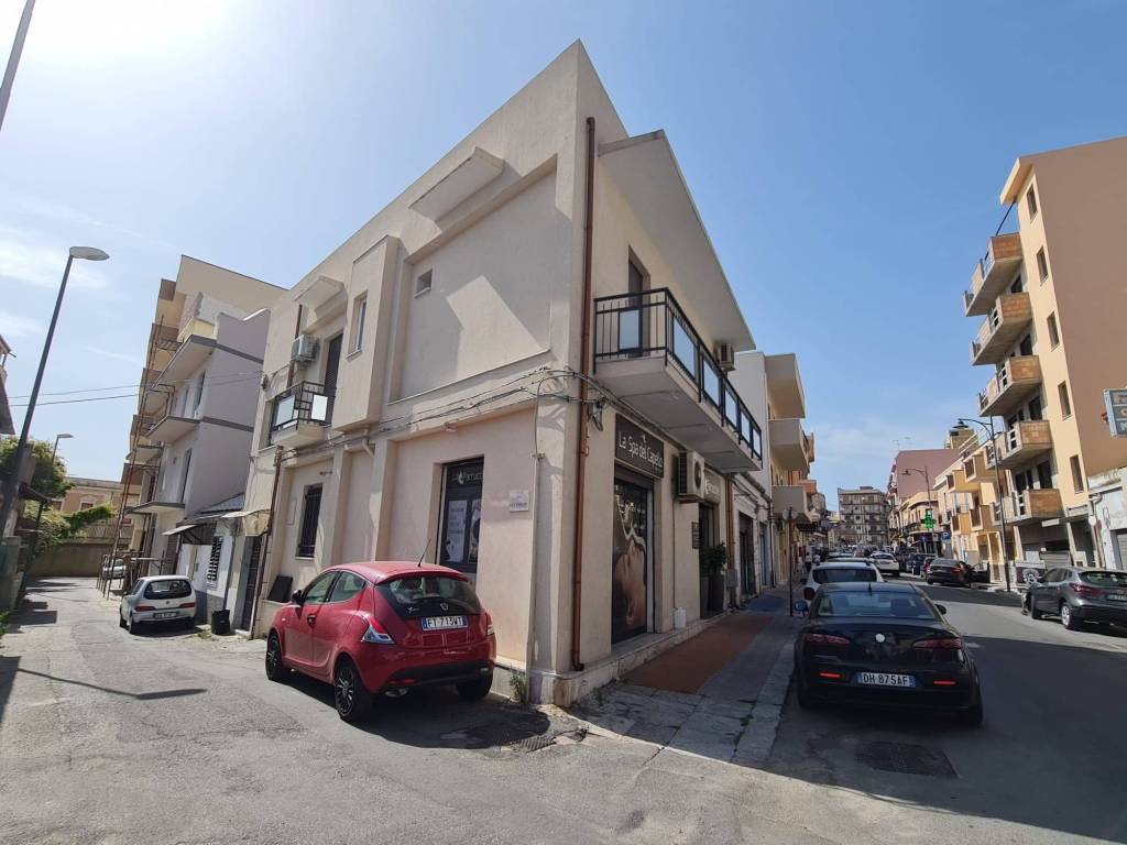 appartamento in vendita a Reggio di Calabria in zona Stadio