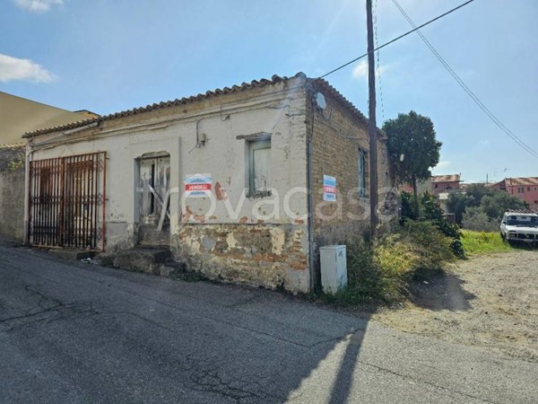 casa indipendente in vendita a Reggio di Calabria in zona Ravagnese