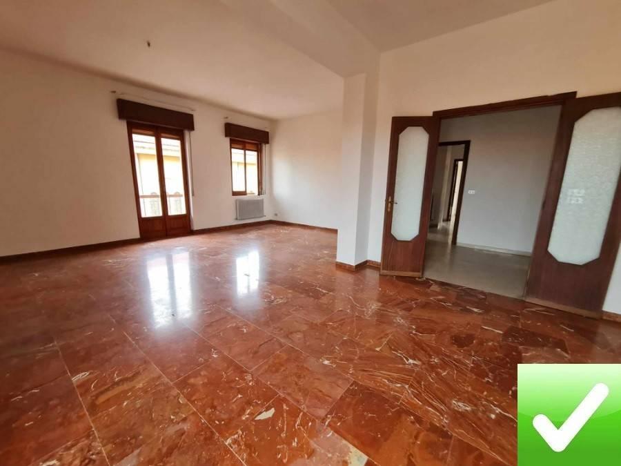 appartamento in vendita a Reggio di Calabria in zona Catona