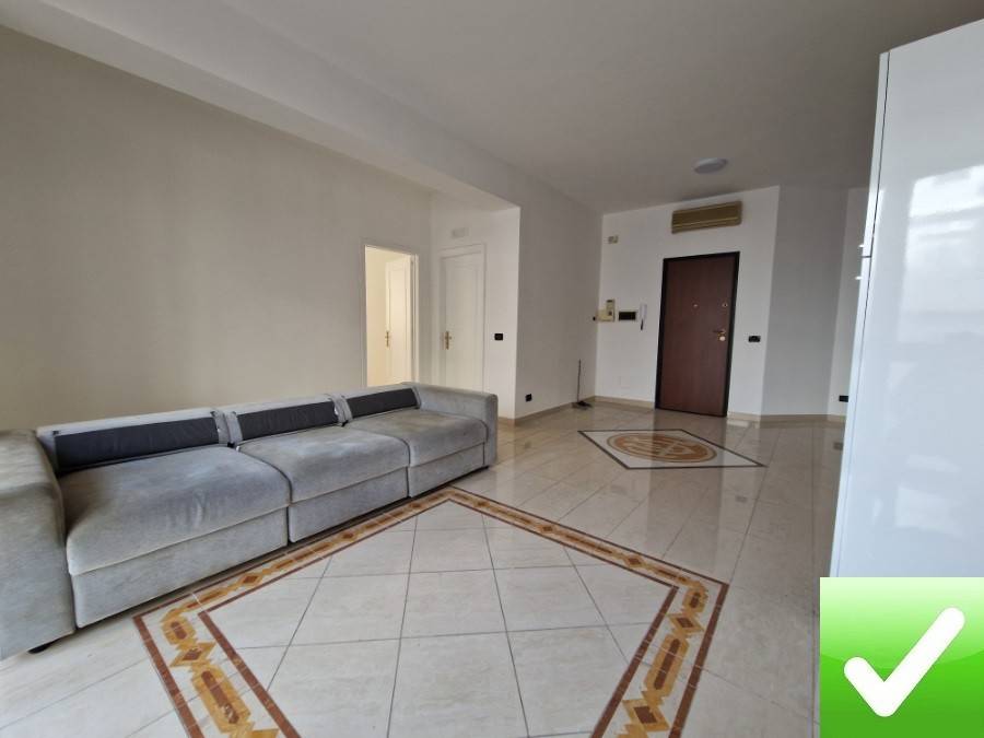 casa indipendente in vendita a Reggio di Calabria in zona Centro Storico