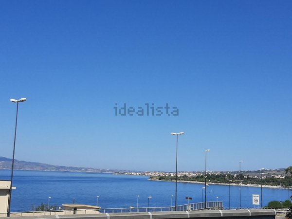 appartamento in vendita a Reggio di Calabria in zona Gallico Marina