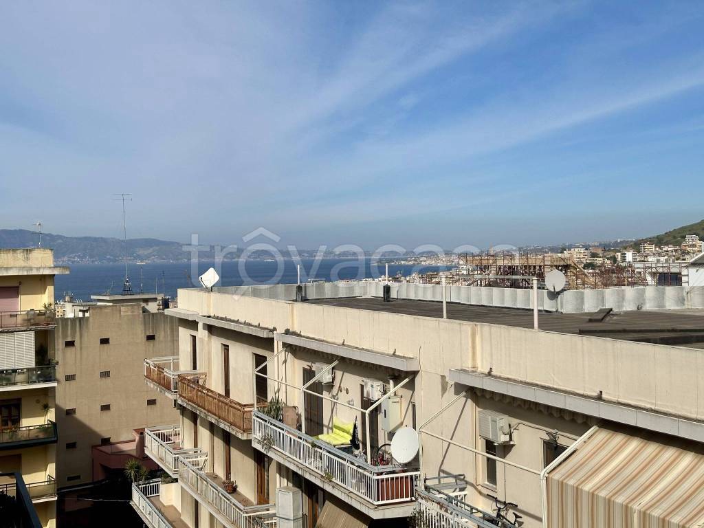 appartamento in vendita a Reggio di Calabria in zona Tremulini