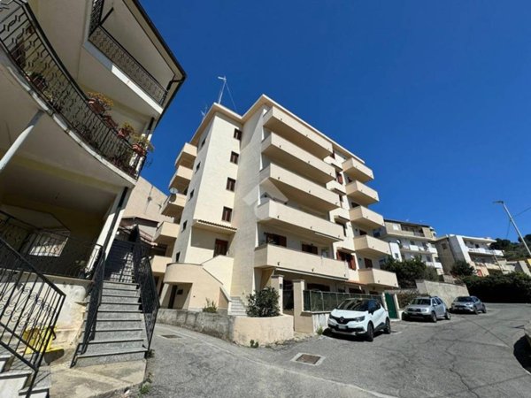 appartamento in vendita a Reggio di Calabria in zona San Brunello