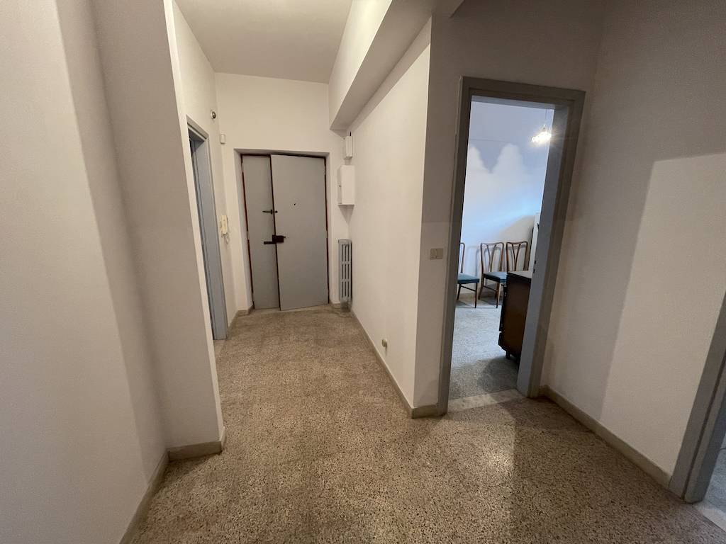 appartamento in vendita a Reggio di Calabria in zona Sbarre