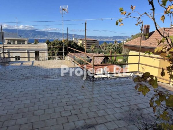 casa indipendente in vendita a Reggio di Calabria in zona Eremo