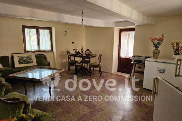 locale commerciale in vendita a Reggio di Calabria in zona Tremulini