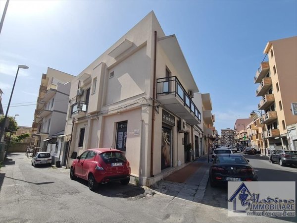 appartamento in vendita a Reggio di Calabria in zona Carmine