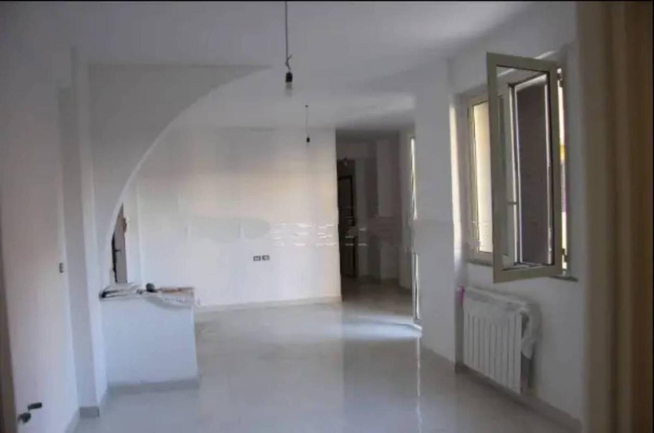 appartamento in vendita a Reggio di Calabria in zona Catona